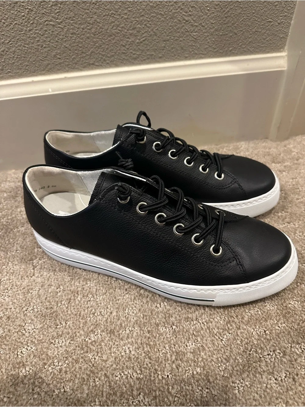 Paul Green Hadley Black Leather Low-Top Sneakers with White Sole